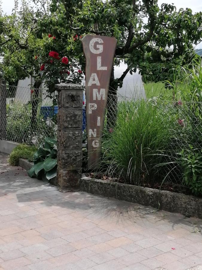Glamping With A View Villa Smlednik ภายนอก รูปภาพ