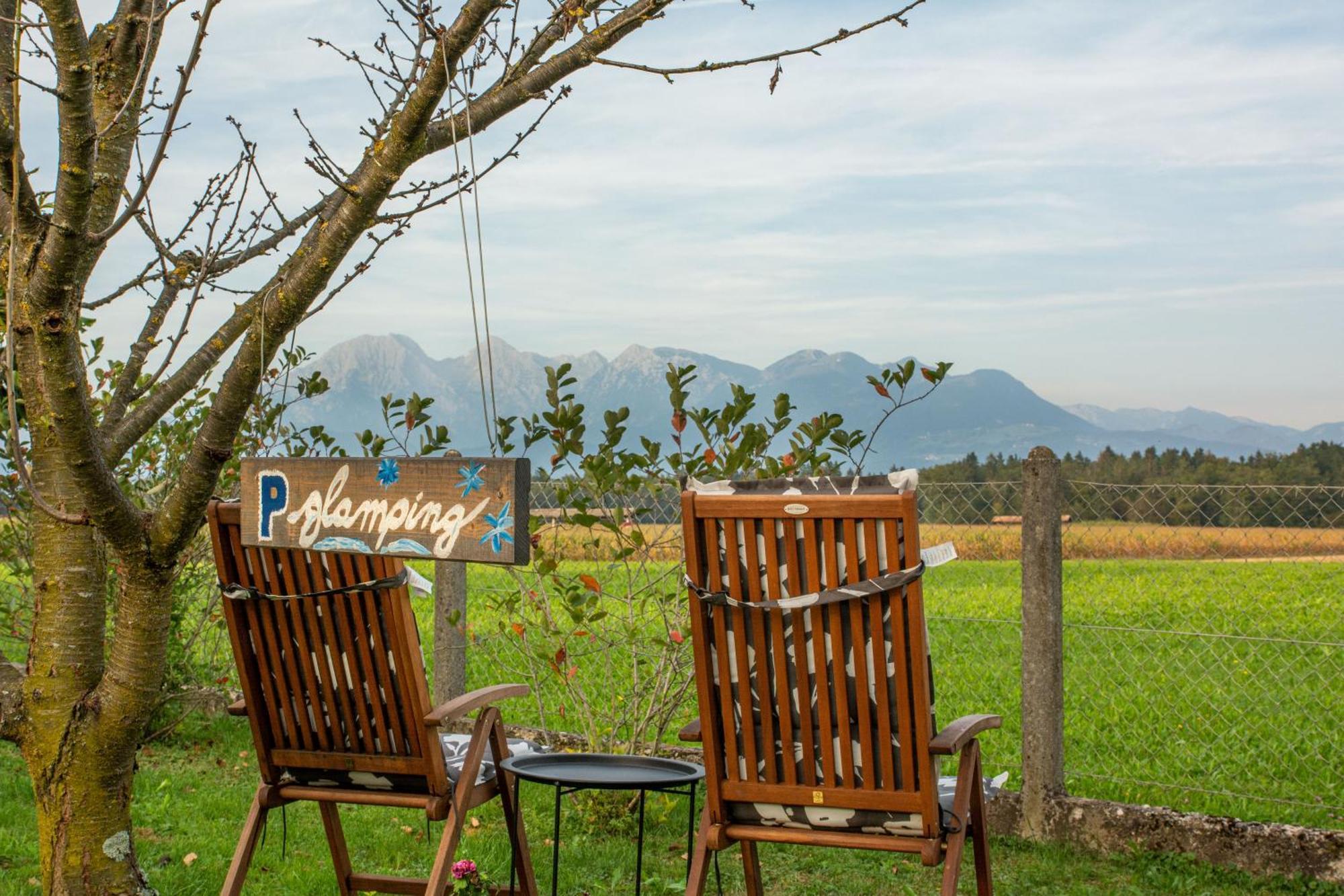Glamping With A View Villa Smlednik ภายนอก รูปภาพ